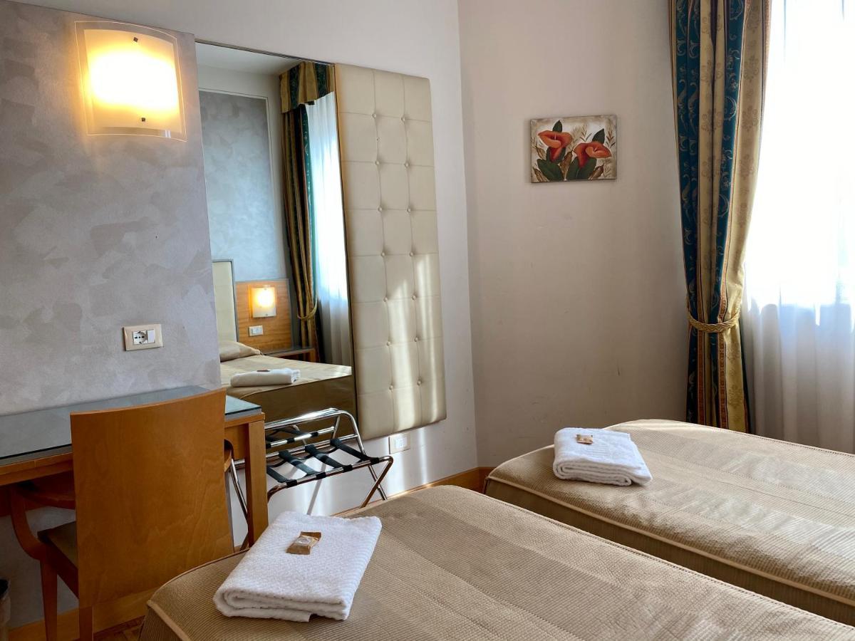 Hotel Riviera Segrate Eksteriør billede