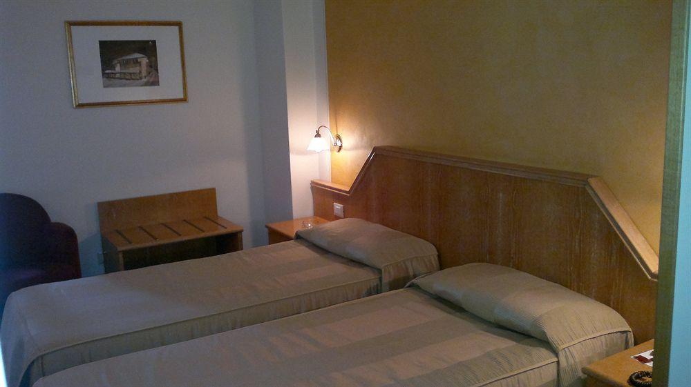 Hotel Riviera Segrate Eksteriør billede